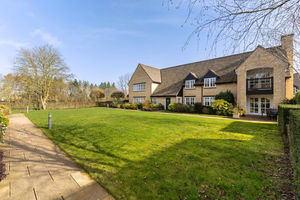 Photo 28- click for photo gallery